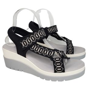 SOUL Naturalizer Black and White Wedges